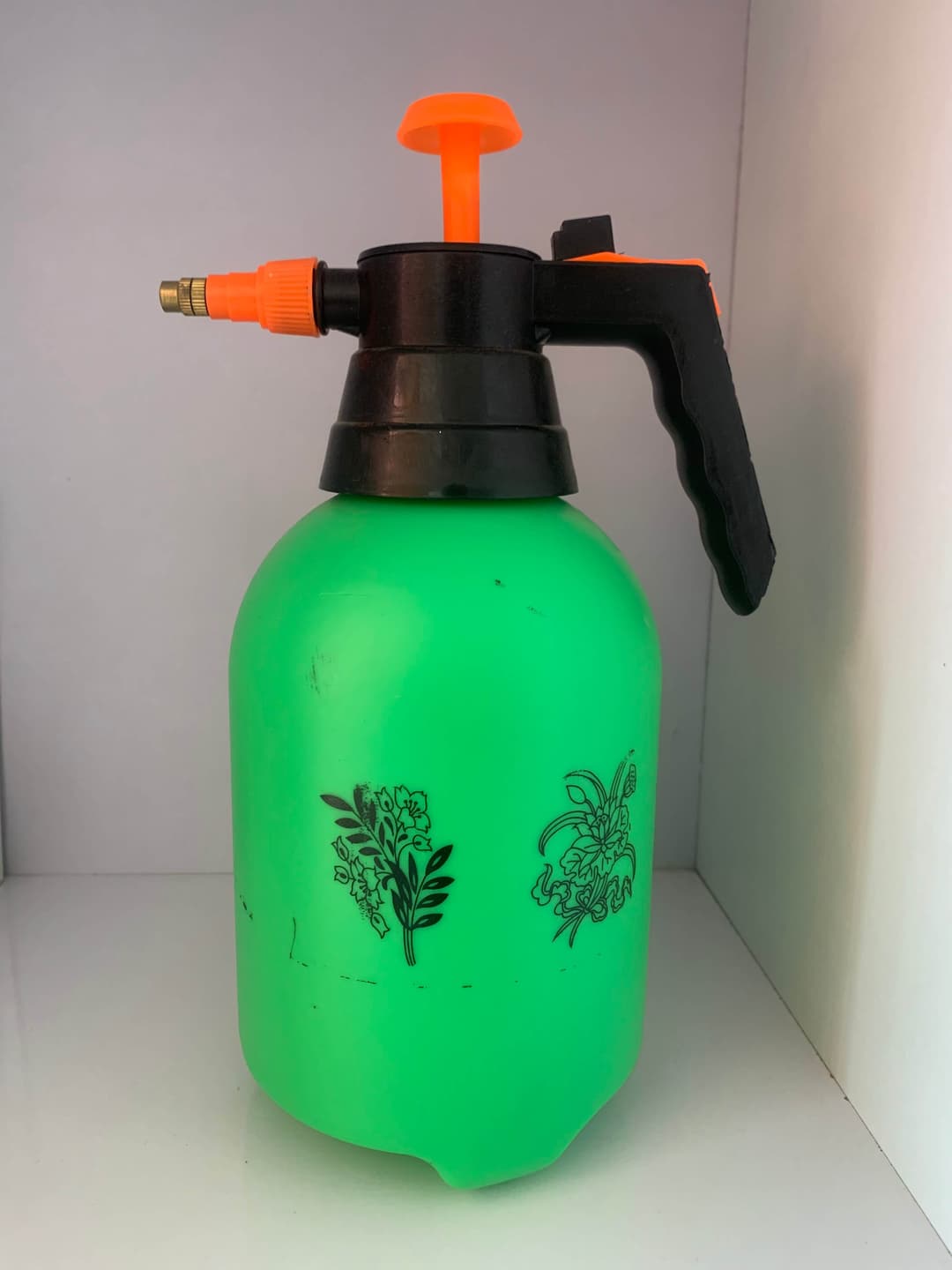 2 litres handheld sprayer